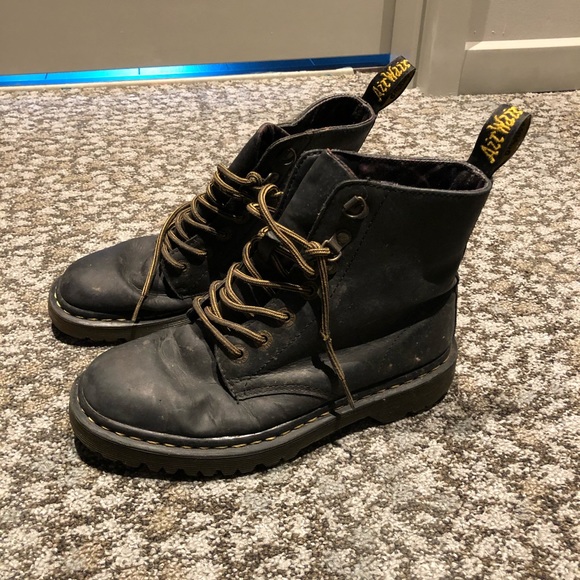 Dr. Martens Shoes - Dr. Marten Boots